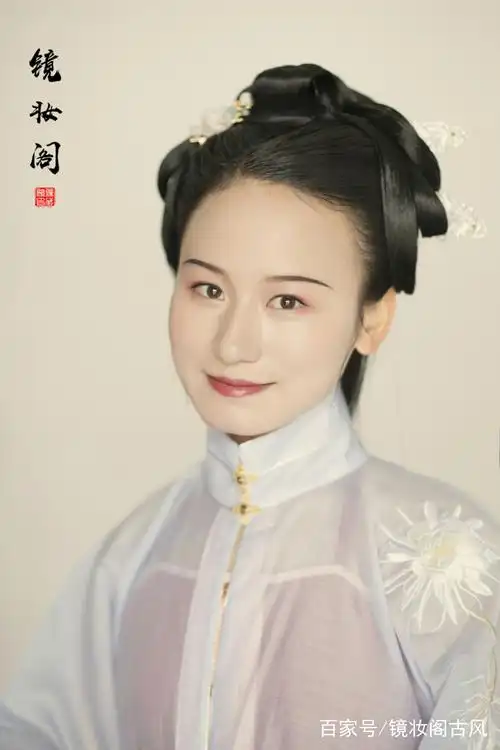 整体而言,明代妆容是最符合现代审美的.