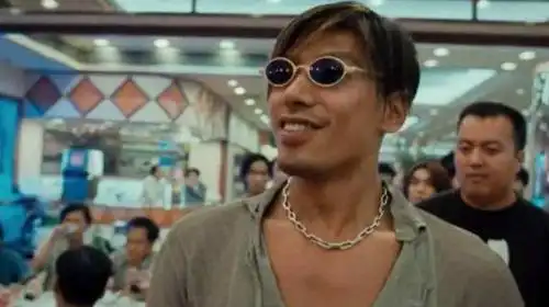 "乌鸦"张耀扬出商演,一副大哥打扮却无人识,现场气氛尴尬|古惑仔