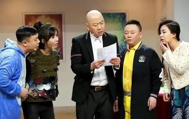 而对于小品演员邵峰来说,春晚不仅是展示自己才艺的舞台,更是他职业