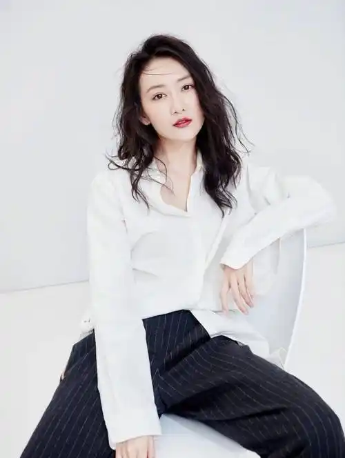 王鸥"真人"长什么样?看了她18年前选美赛照,确定不是开玩笑?