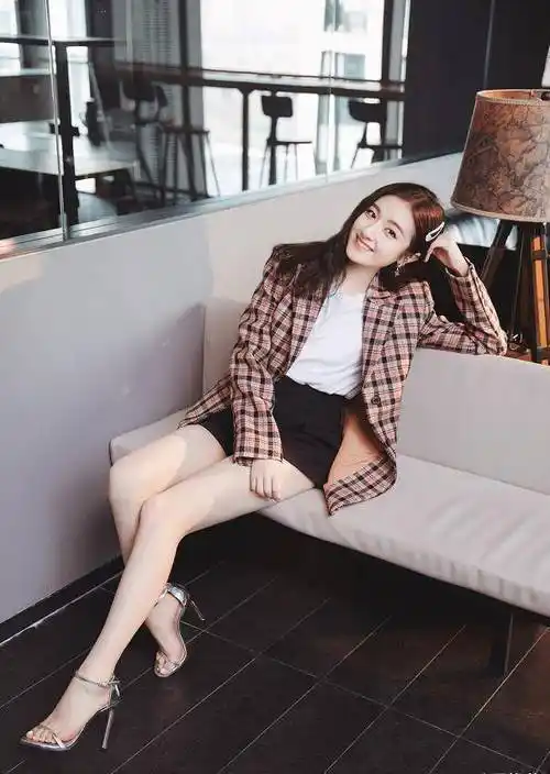 有种"整容"叫李兰迪瘦了,减肥成功完美逆袭,健身照美得不敢认_感觉