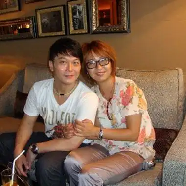 【图】钱小豪老婆丘倩鸣相片 被曝两人分居并离婚?