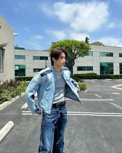 郑成灿神迹门面