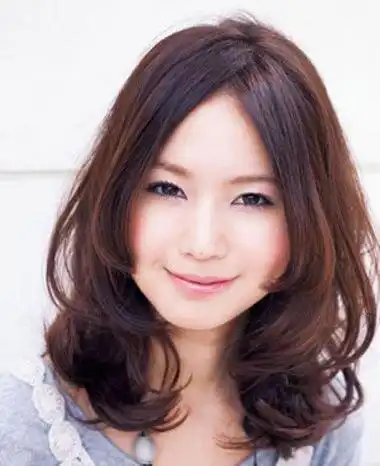 正三角形脸型长发发型 三角脸长发造型