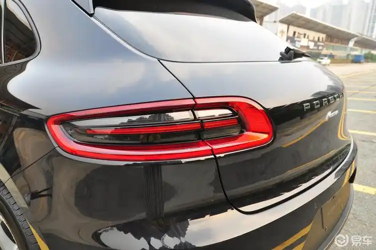 保时捷  macan  2014款  2022款  2020款  2018款  2017款  2016款