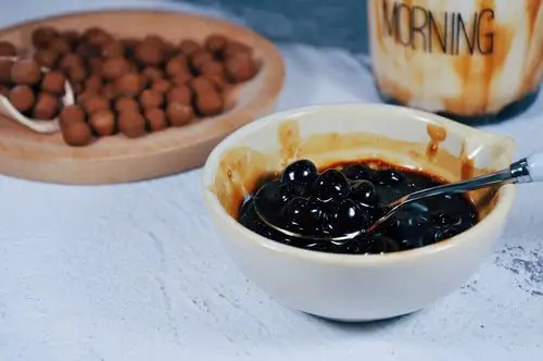 黑糖珍珠-奶茶少女不服输