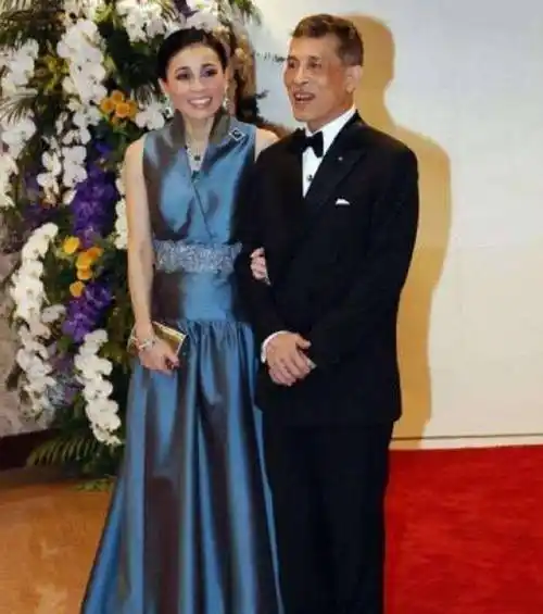 泰国王后苏提达真高段位!