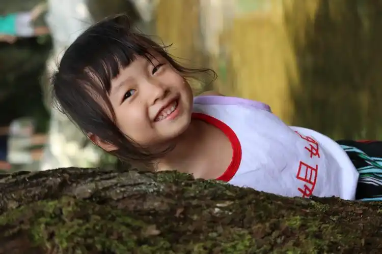 戏水的孩子_儿童_poco摄影,儿童 小清新 孩子戏水 亲子,慢生活 小确幸