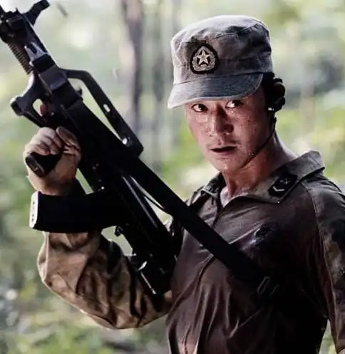 吴京拍摄战狼2的时候究竟都发生了些什么哪为啥票房这么多呢