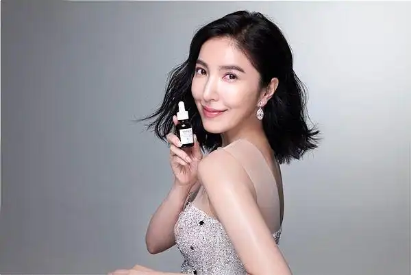 一日店长杨谨华来囉!