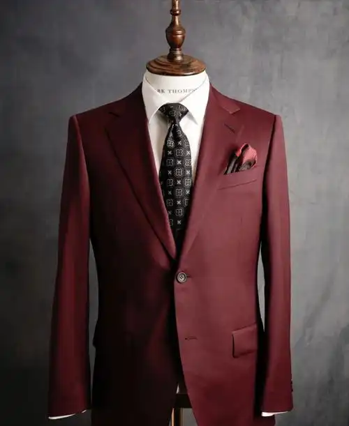 汕头西装定制店-西服定制店汕头新郎西装定制必逛店复古风装修-时尚