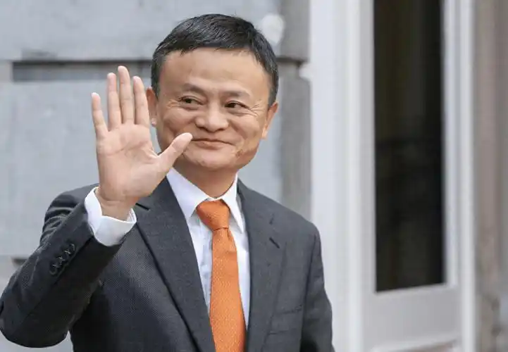 原创马云突然发声过去几年阿里的问题究竟出在哪