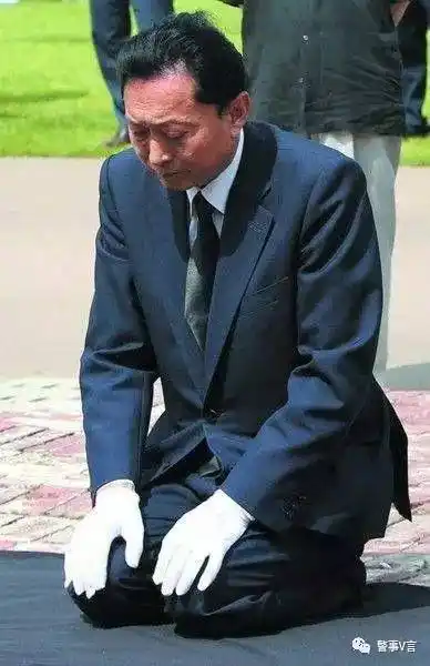 慕洋奴才,跪下来你才会觉得心安理得?