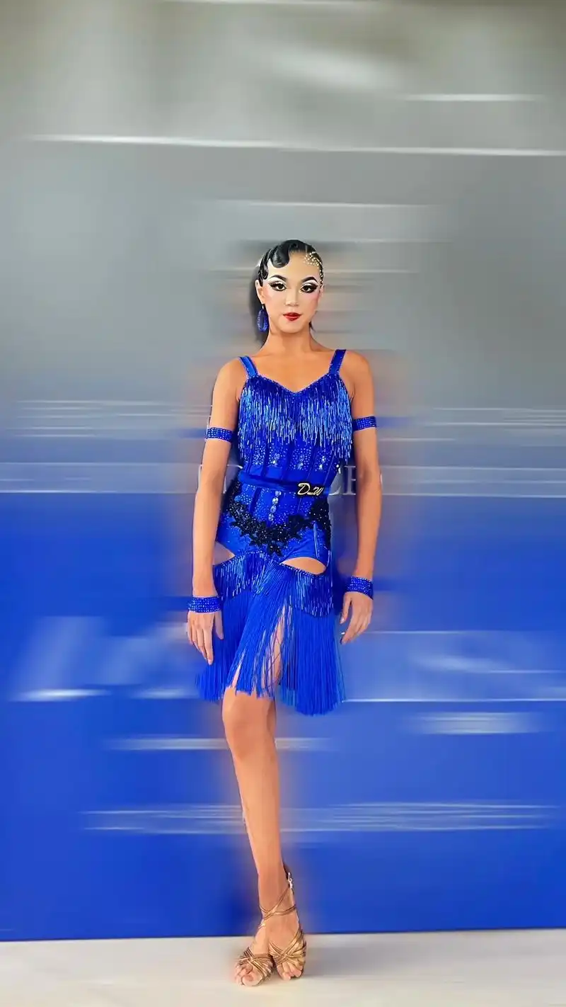 new·拉丁舞花服.美潼展示新花服 太美啦@94王艺潼mm  - 抖音