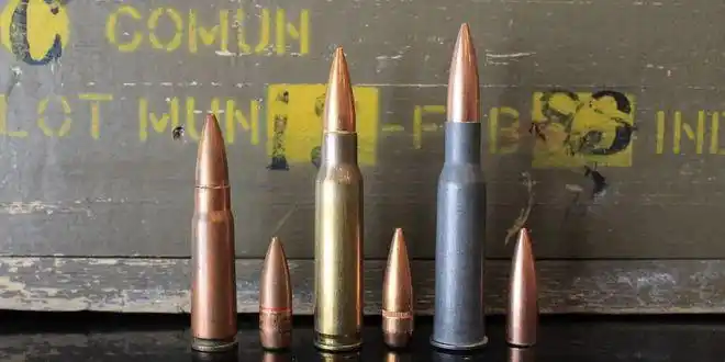 62x39子弹,dp机枪用的是7.62x54r,m24狙击步枪使用的是7.62x51.7.