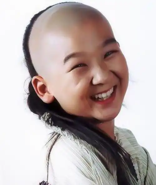 昔日的小童星90后的他已出道23年如今事业却不温不火