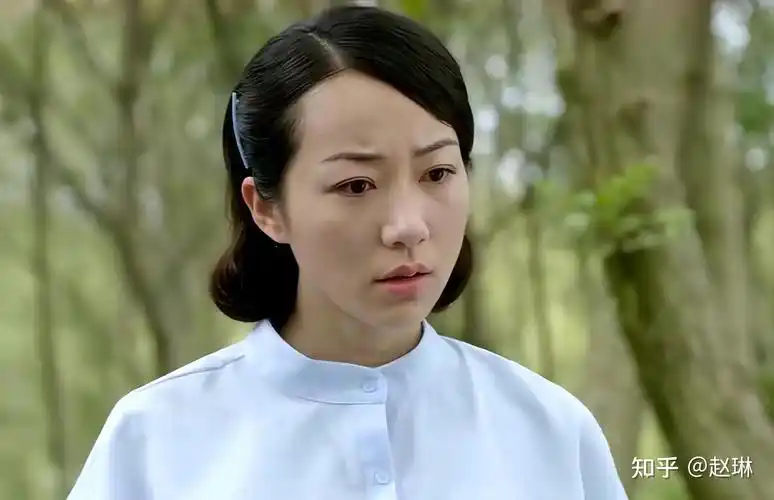 提起韩雪,很多人都不免对她的家世背景比较好奇,似乎有一个无形的"