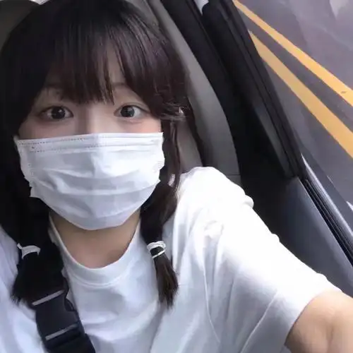 17岁同一个女生真人超好看戴口罩可爱头像(精选多张)图片