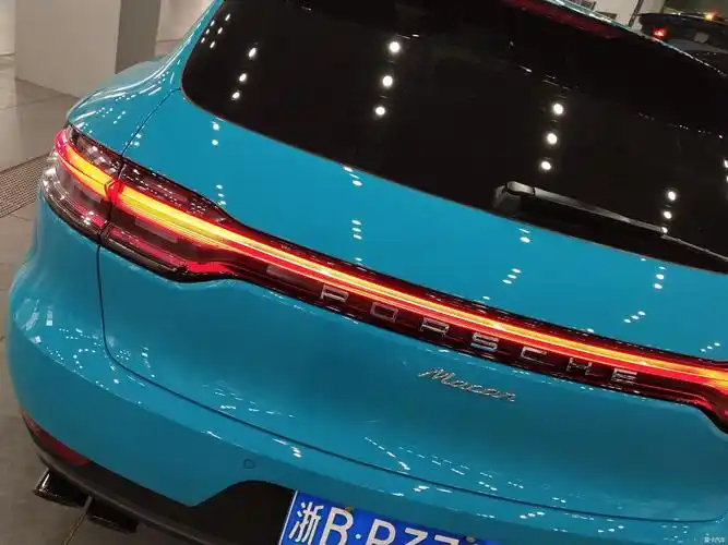 保时捷macan 仪表台 中控秒表