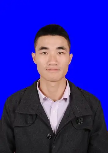 麻烦帮我把照片改成2寸彩照蓝色背景