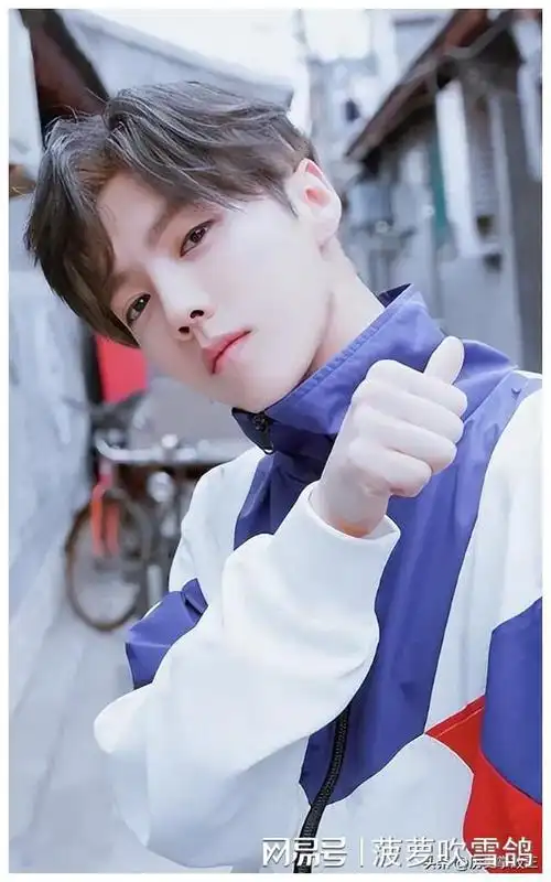 鹿晗|梁朝伟|关晓彤|易烊千玺|tfboys_网易订阅