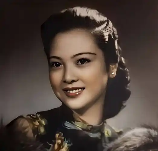 军统之花向影心:为毛人凤生育8子,戴笠死后,被丈夫送入疯人院_殷汝耕