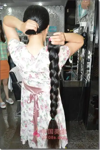 剪下长发女子大粗辫子-爱的边缘146#(31)