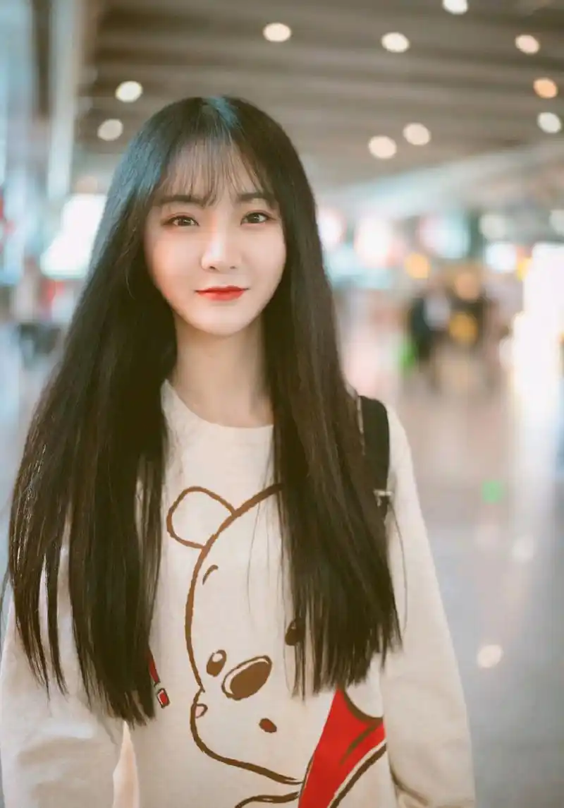 2023年度全国10大人气高校校花排行榜 第一名,赵嘉敏 中央戏剧学院 第