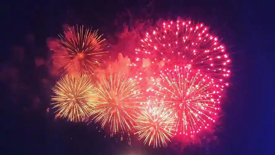 夜空中唯美烟花时刻高清原图下载,夜空中唯美烟花时刻,图片,壁纸,摄影