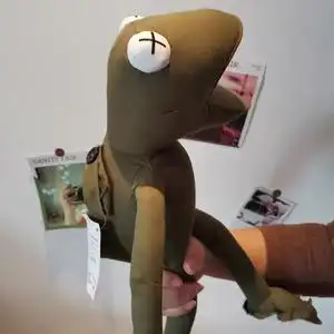 陈冠希青蛙玩偶