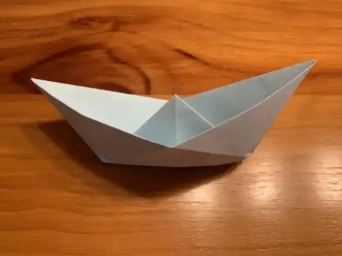 朵朵班岳老师美工——《折纸船》(折纸)