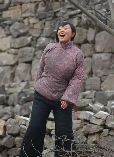 十五大女星扮丑惊人照 范冰冰鬼脸沟壑纵横(组图)