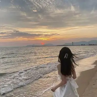 夏日海边干净又小清新夏季女头合集-女生头像 - 壁纸之家