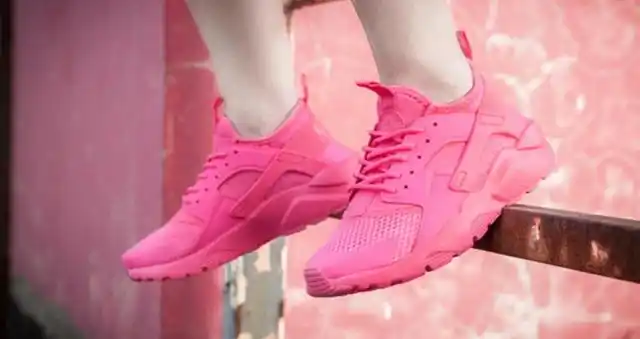 粉色运动鞋禁忌的搭配色