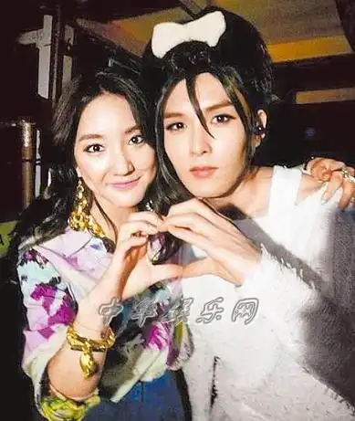 superjunior艺声受伤治疗后返场2am赵权煤气中毒硬撑图