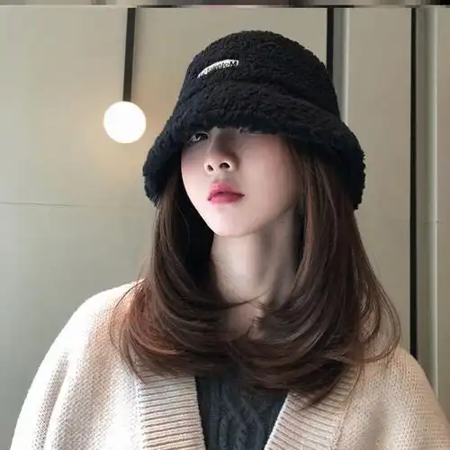 短发带的帽子时尚