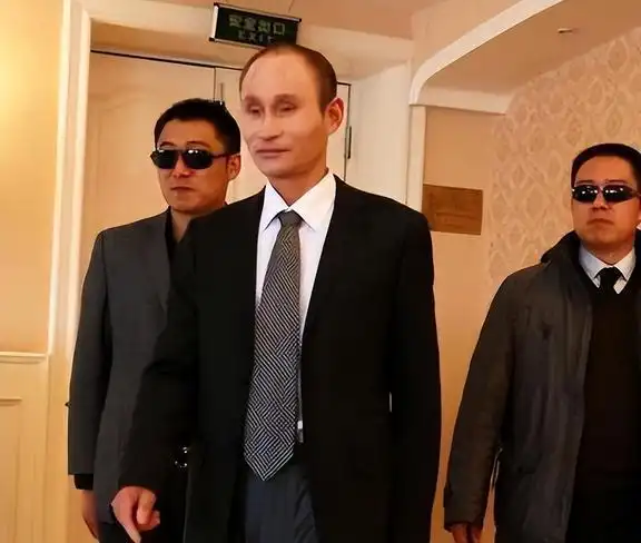 安徽48岁老农撞脸普京爆红后被俄罗斯富婆追求后来怎样了