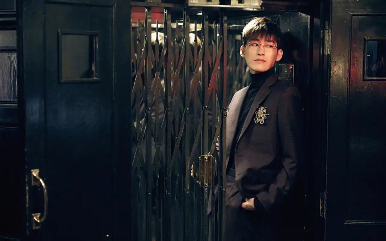 张翰儒雅复古风冬日写真图片桌面壁纸