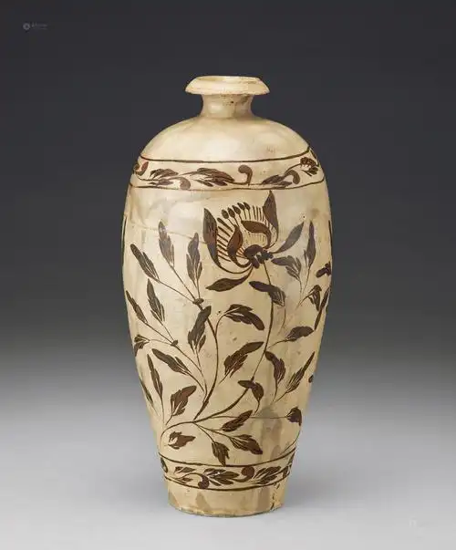 2412 元 磁州窑折枝花卉纹梅瓶