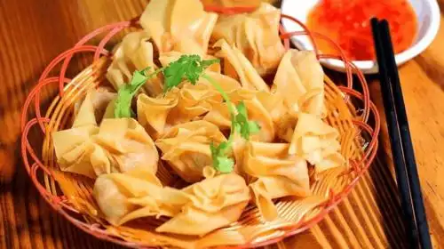 手把手教你在家做外酥内嫩的脆炸馄饨