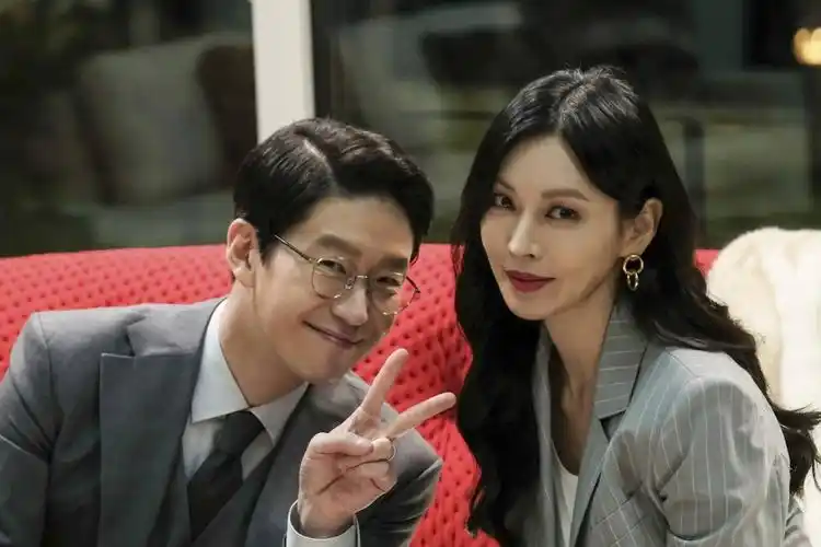 大结局前瞻:李智雅金素妍联手对付严基俊,剧情再反转|李智雅|严基俊