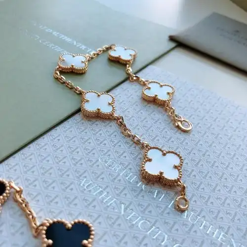 梵克四色手链9080603