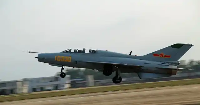 战斗机市场"疲软"?歼7曾经一口气卖出500架,如今出口却更难