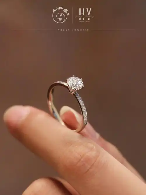 简简单单78刚刚好的六爪60分钻戒