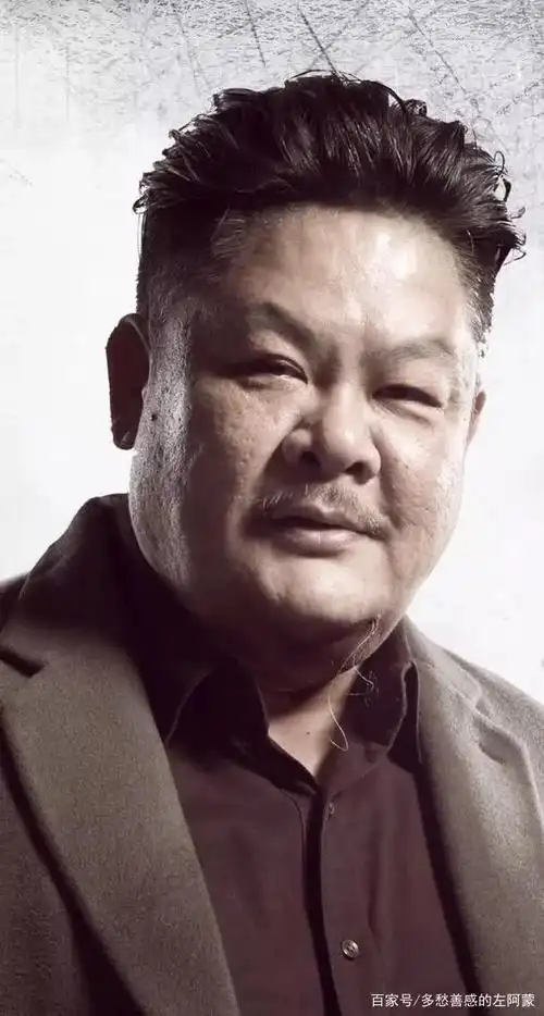 他是香港电影中的黄金配角,演的都是丑角,却有一颗大美的心!