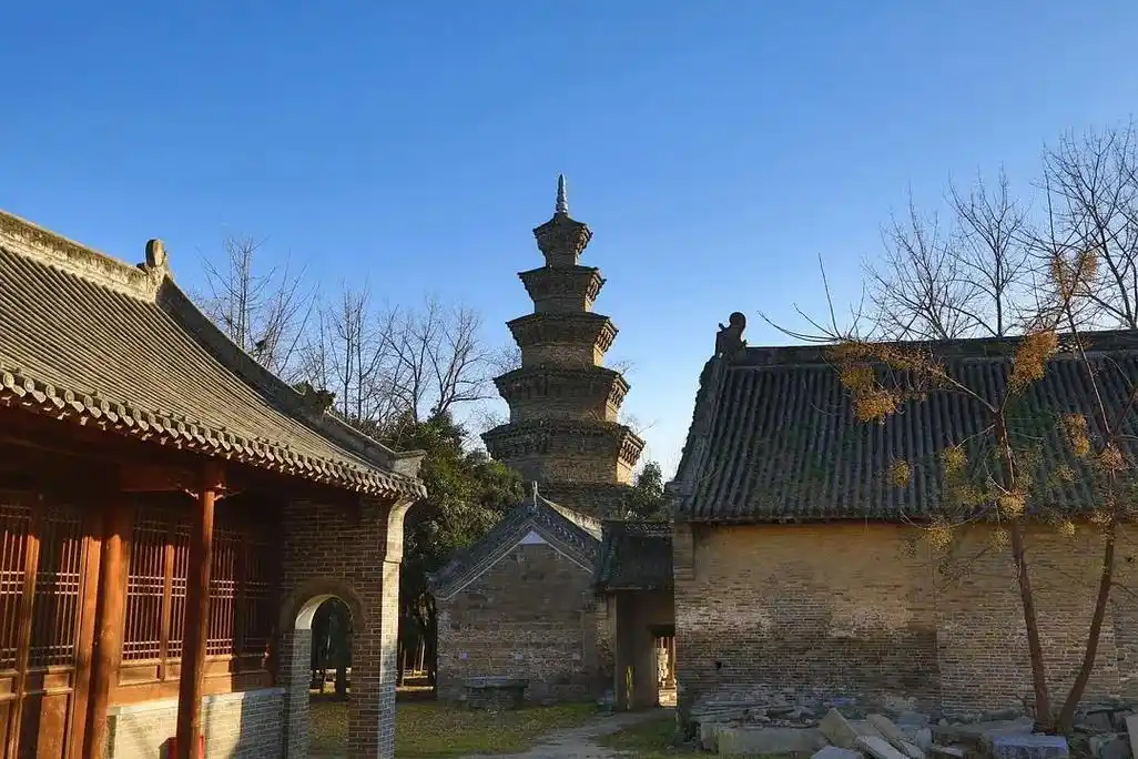 南阳文旅景点(三)鄂城寺塔.鄂城寺,位于河南省南阳市卧龙区石 - 抖音