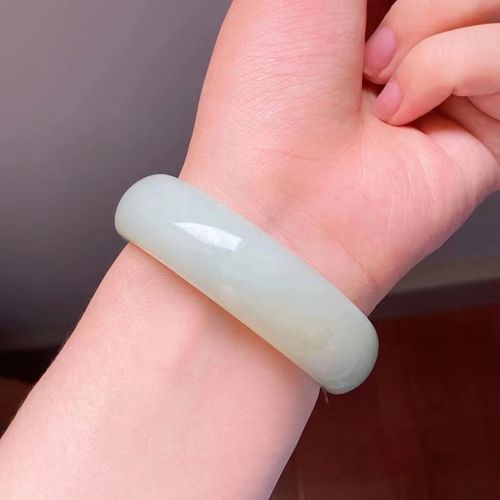 天然新疆和田老料羊脂玉圆宽条手镯正品复古芙蓉镯寓意八方来财