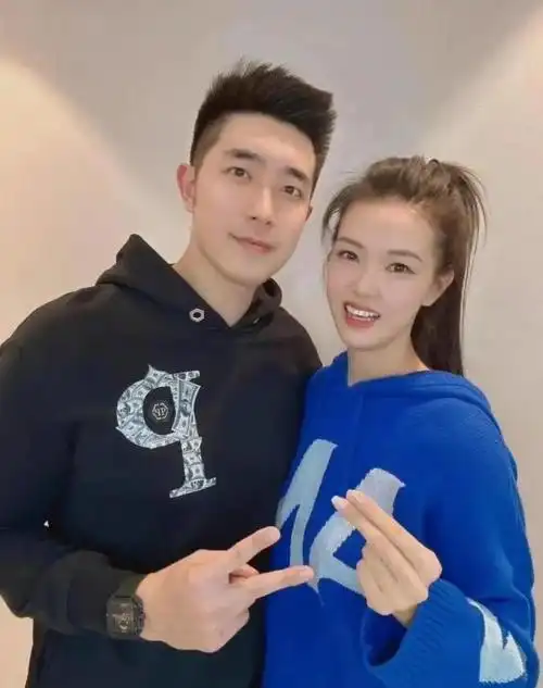 再见朱婷,再见蔡斌,张常宁随老公空降新疆备孕,或无缘回归女排