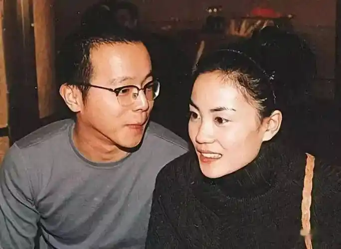 栾树和咏梅:坚持不生子,选择做丁克一族,到底有什么隐情?