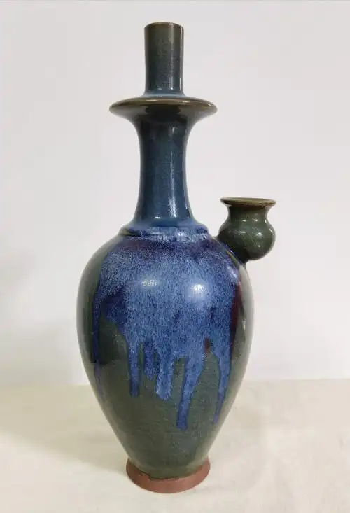 宋/金钧窑天青釉蓝斑净瓶—— 非常特别的窑变艺术 佛门礼器=非同凡响